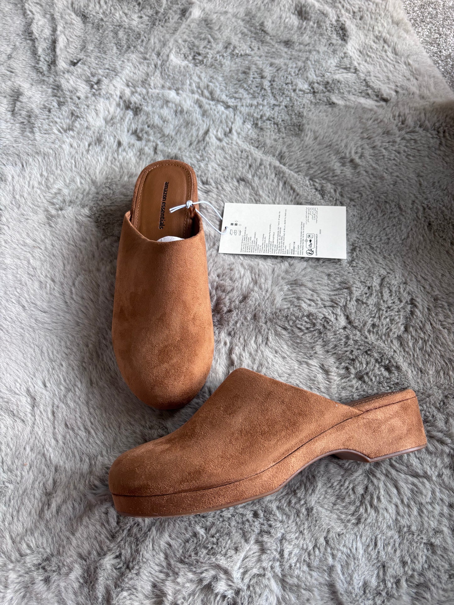 Amazon Essentials Women’s Slip on Clog Tan Suede Size UK 5 RRP £24.16