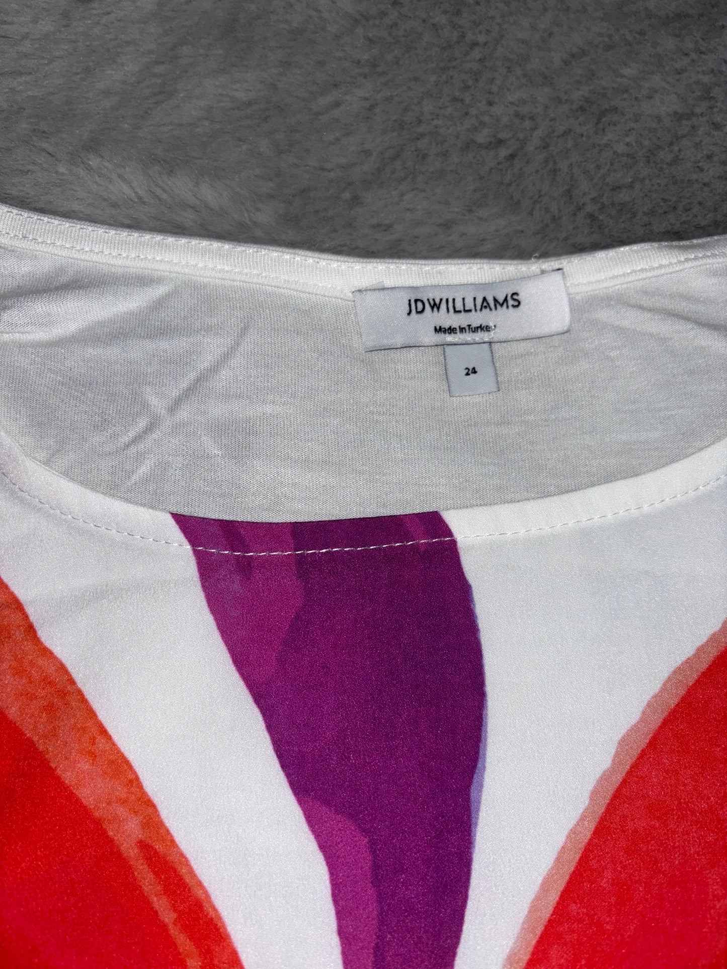Floral Woven Front Jersey Back T-Shirt Size 24 RRP £24