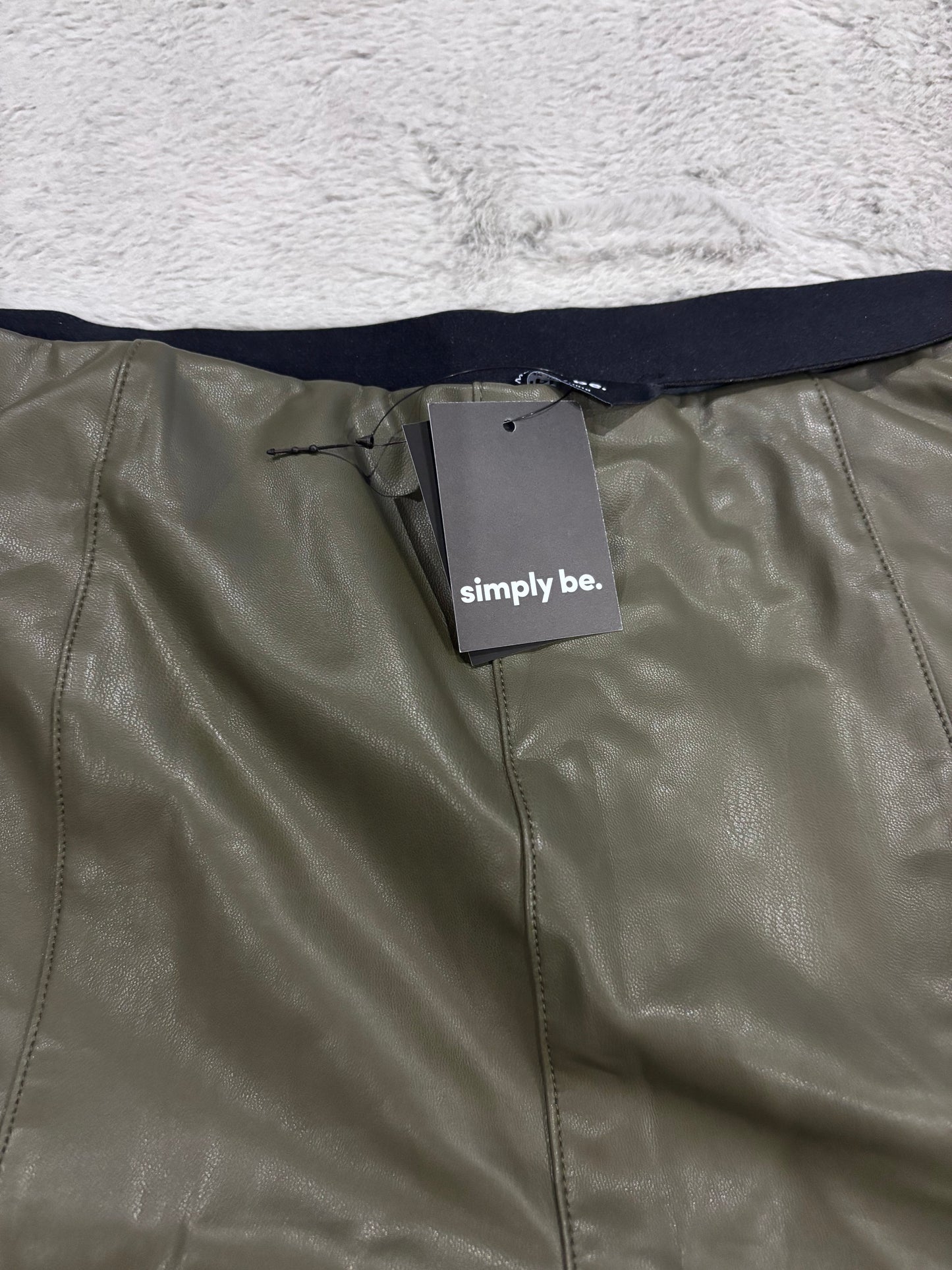 Khaki Seam Detail High Waist PU Leggings Size 26 BNWT RRP £27