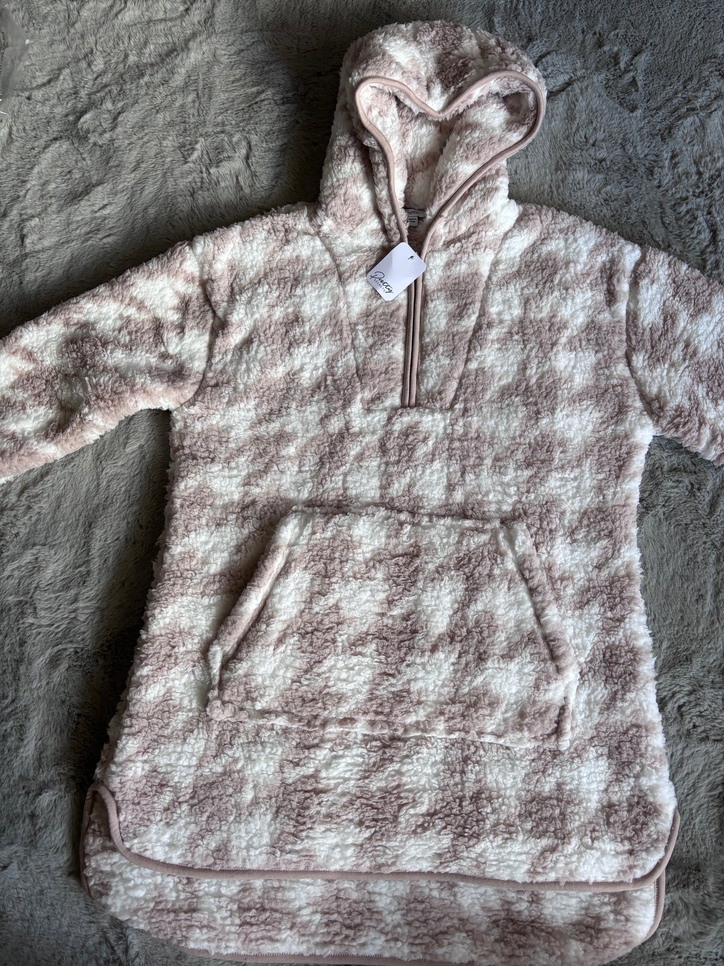 Pretty Secrets Quarter Zip Snuggle Top RRP £35.00