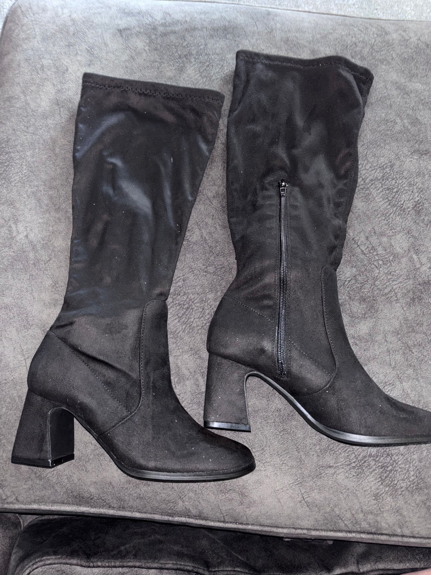 Chana Classic Knee High Heeled Stretch Boots Standard D Fit Standard Calf Size 4 RRP £66.00