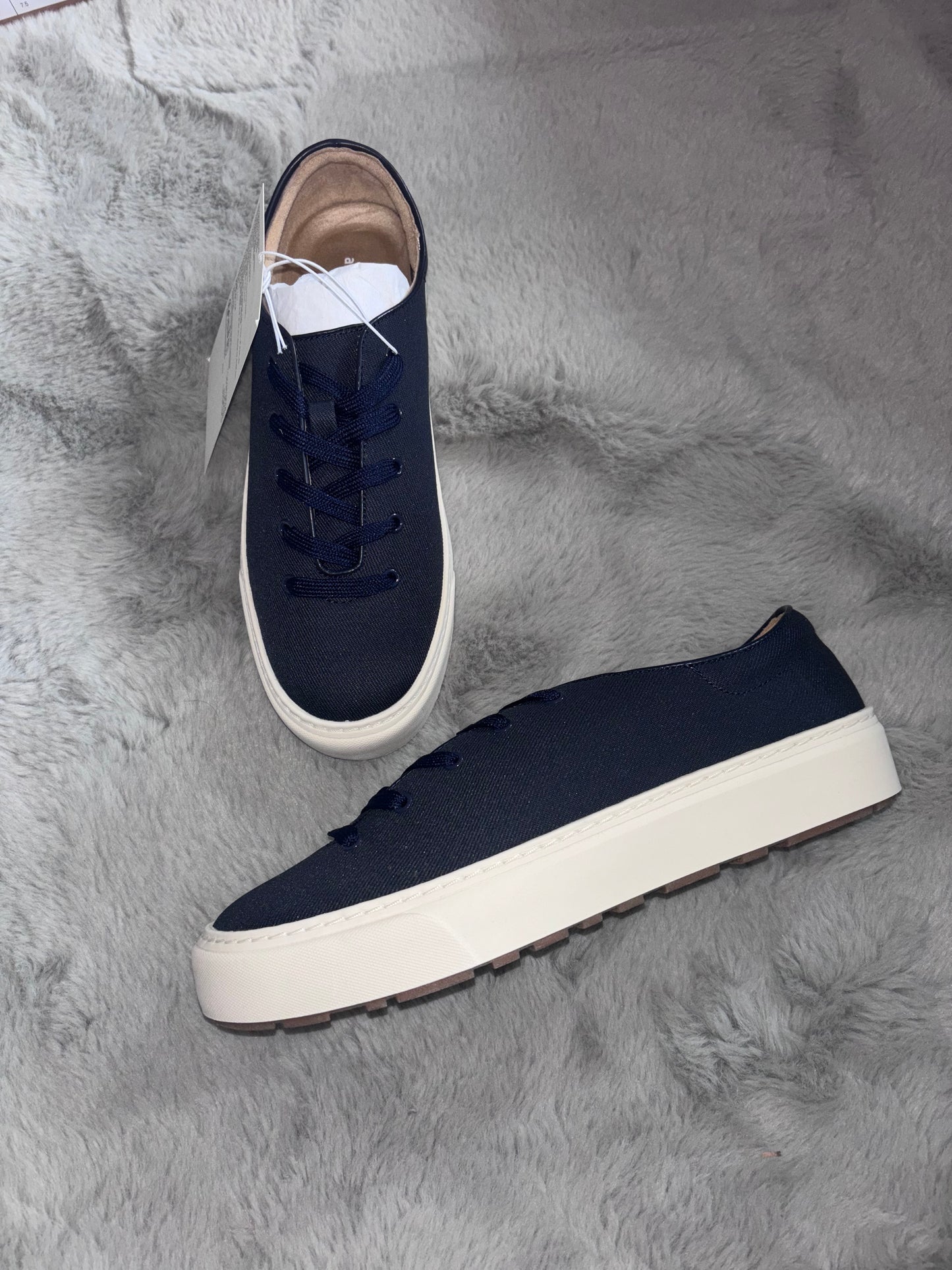 Amazon Essentials Lace up Trainers Size UK 6.5 Navy RRP £23.80