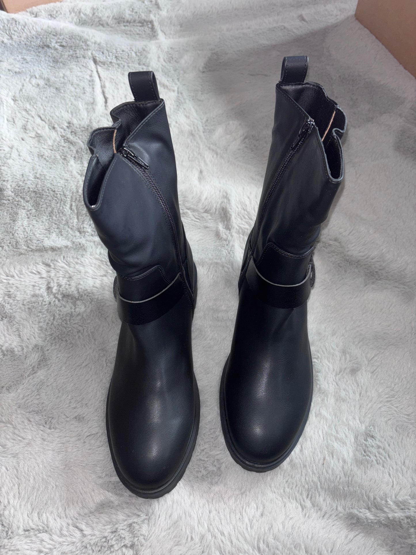 Amazon Essentials Cropped Biker Boots Size UK 8 RRP £36.70