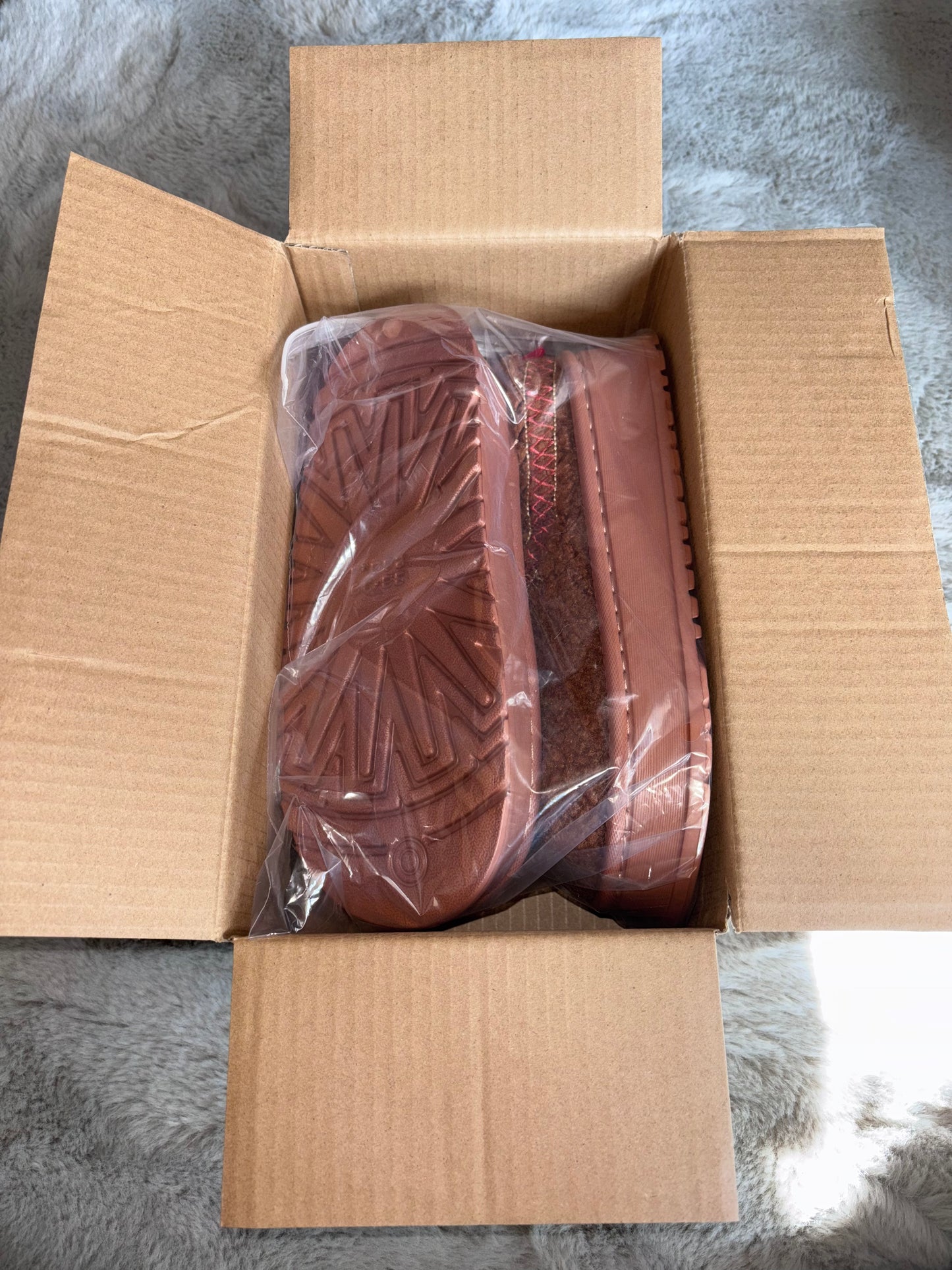 Amazon Slippers Platform Mules Brown Tasman Size Medium (5-6) RRP £19.99