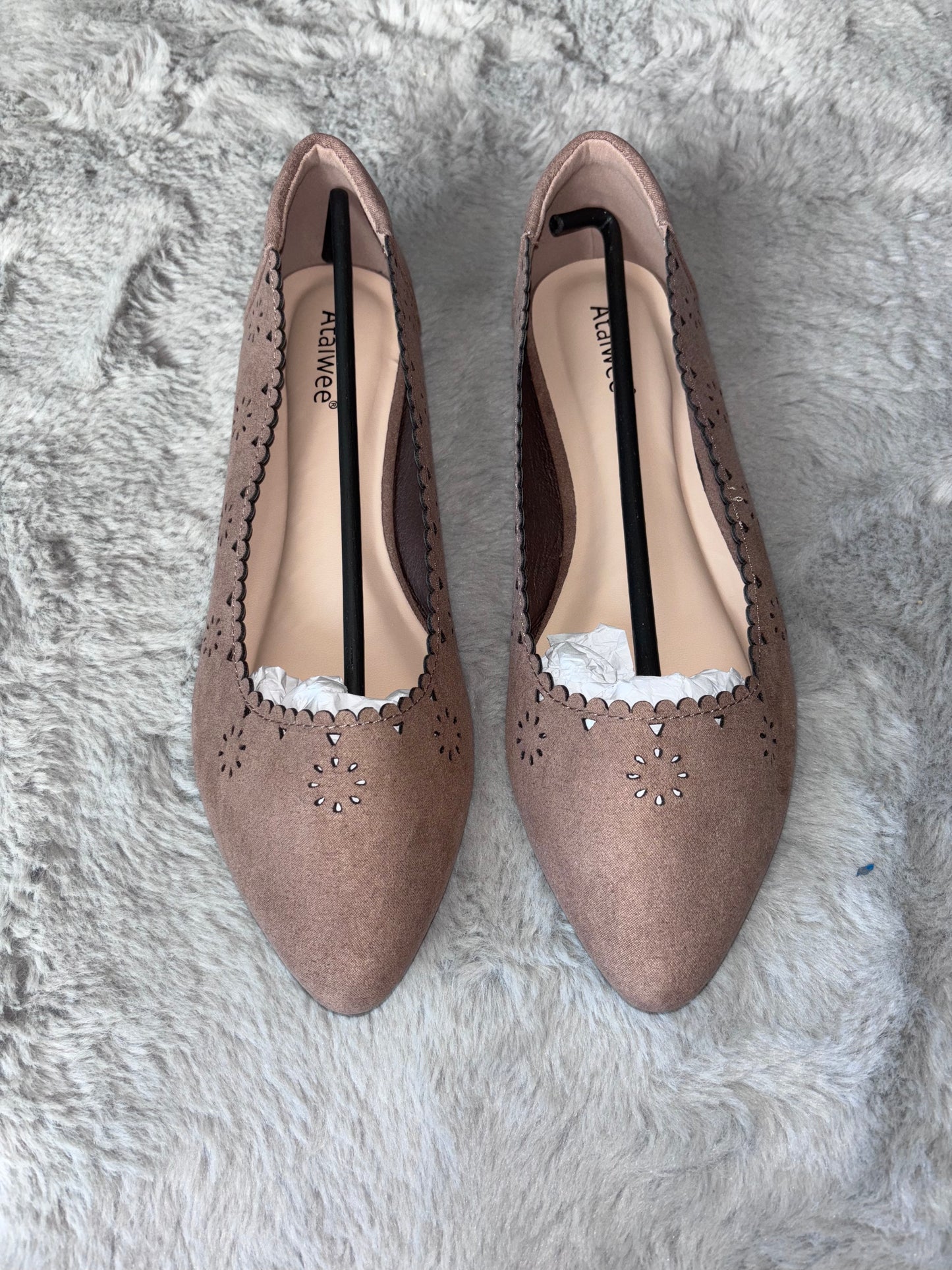 Amazon Wide Flat Pointed Comfortable Slip on Shoes Brown Size UK 7 RRP £24.49