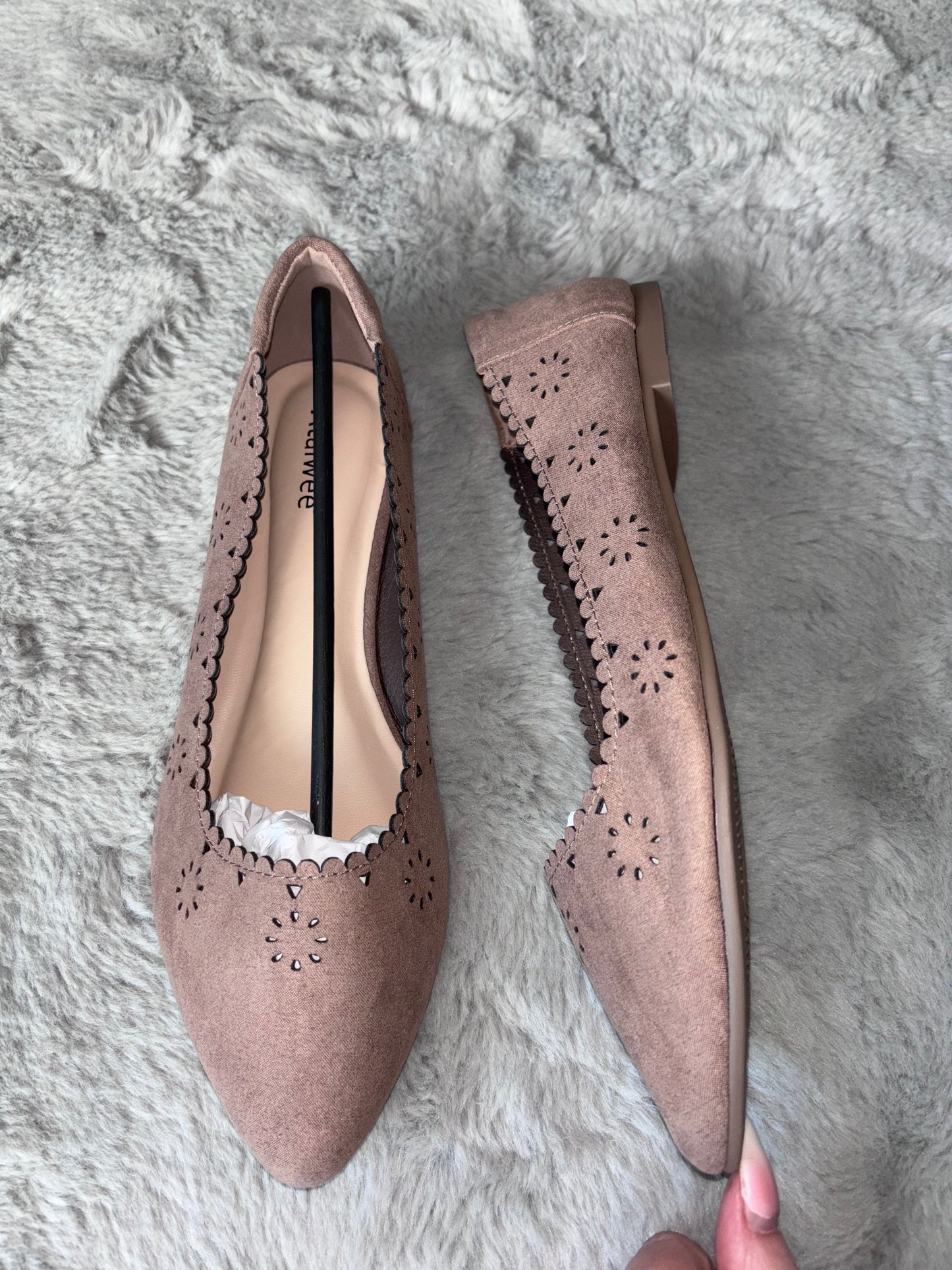 Amazon Wide Flat Pointed Comfortable Slip on Shoes Brown Size UK 7 RRP £24.49