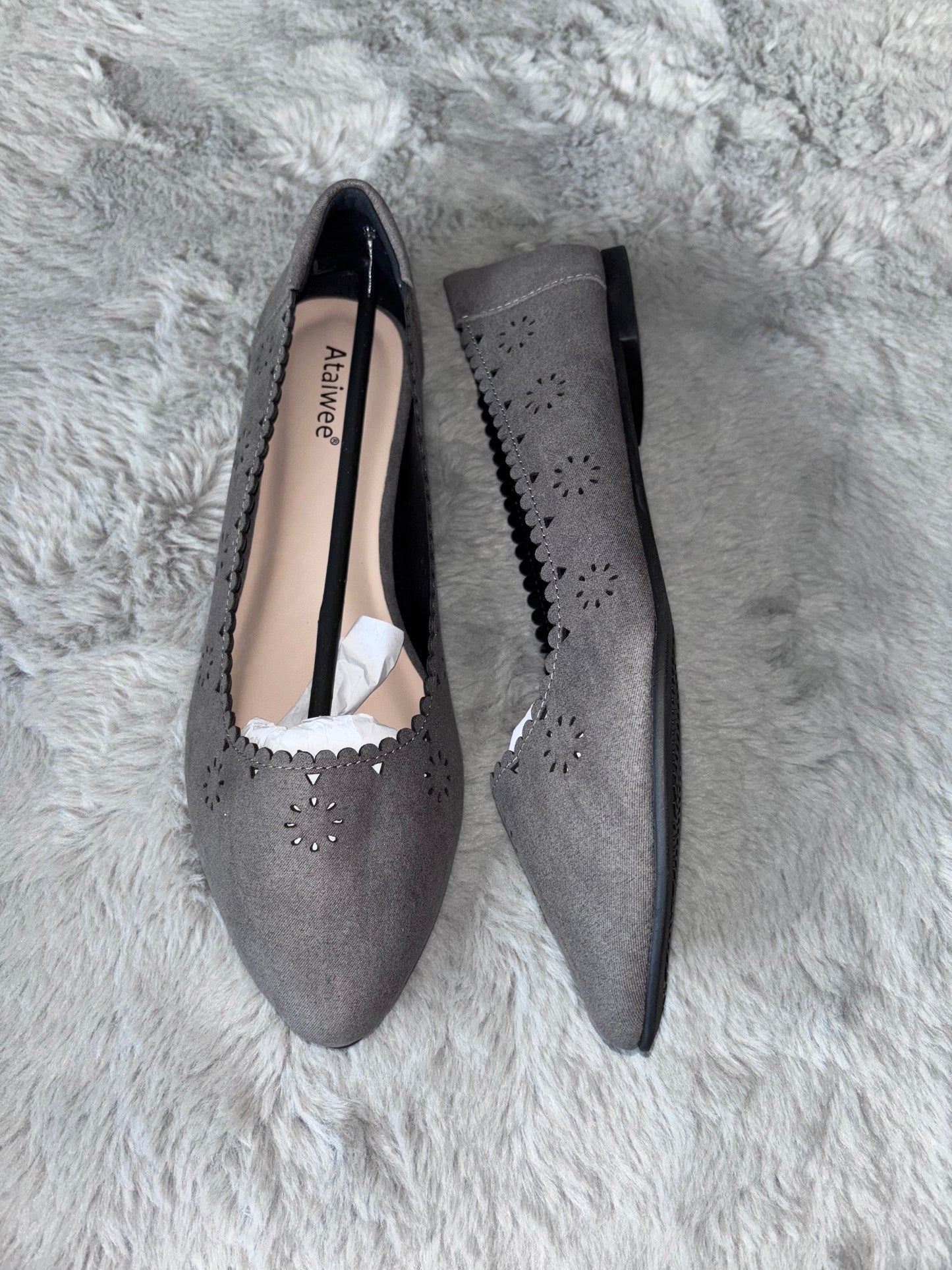 Amazon Wide Flat Pointed Comfortable Slip on Shoes Grey Size UK 7.5 RRP £24.49