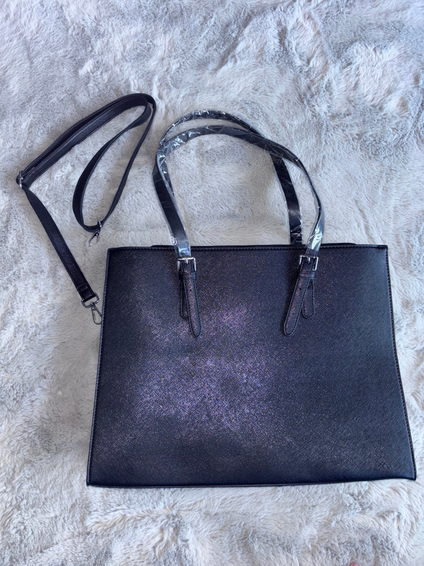 Amazon Large Black Handbag - 15.6" Laptop Work, Tote, University Bag RRP £36.49