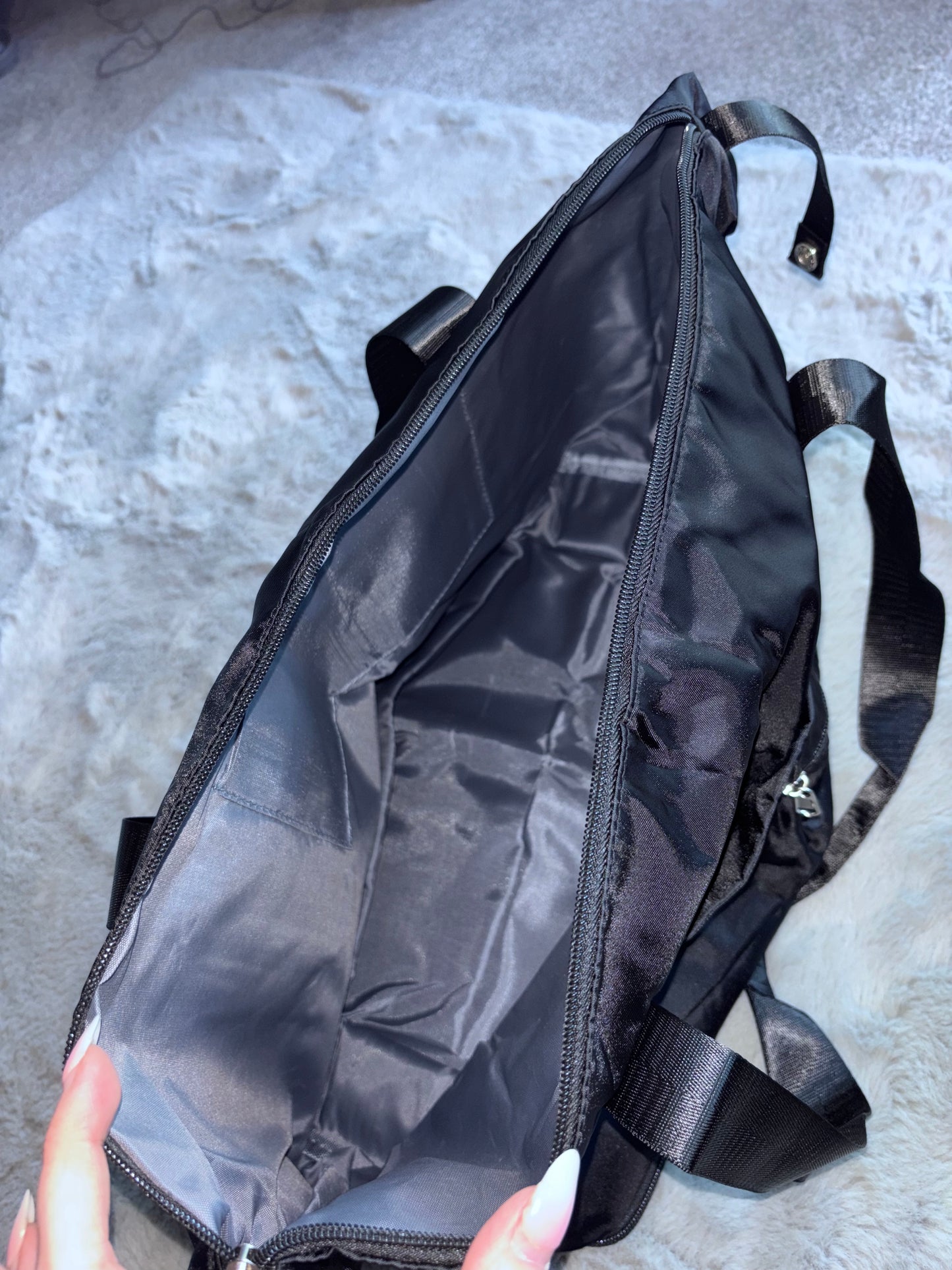 Amazon Travel Duffel Bag for Gym, Yoga, Overnight, Cabin Bag Black RRP £24.99
