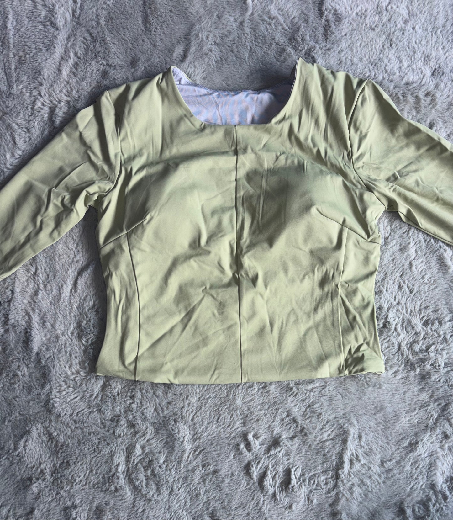 Amazon Long Sleeved Yoga Top Fitness Gym Sage Size Medium RRP £20.98