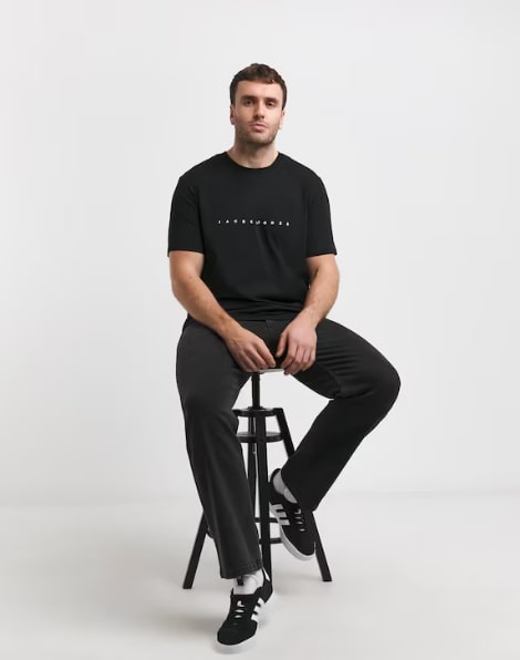 Jack & Jones Star T-Shirt - Black Size L(47) RRP £18.00