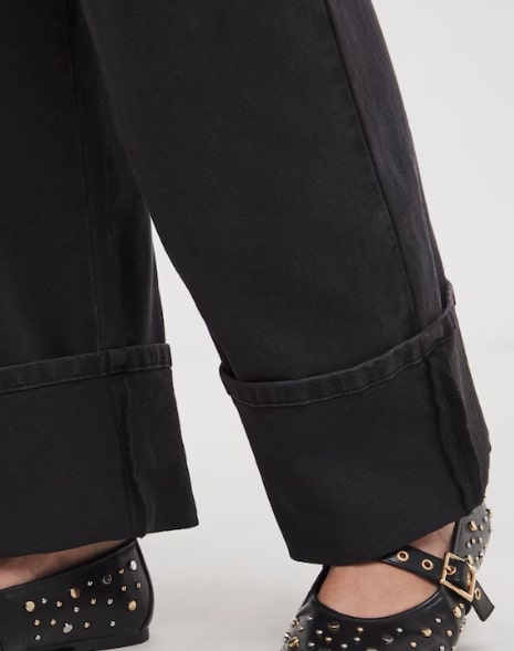 Black Turn Up Hem Straight Leg Jeans Size 24 RRP £35