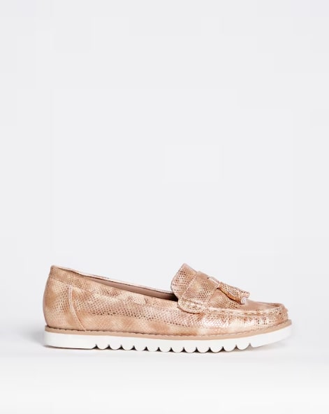 Cushion Walk Tassel Loafer E Fit Size 5 RRP £30.00