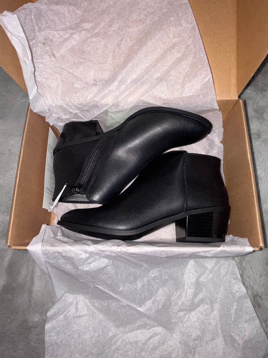 Amazon Essentials Black Ankle Boot Size UK 5.5 RRP £32