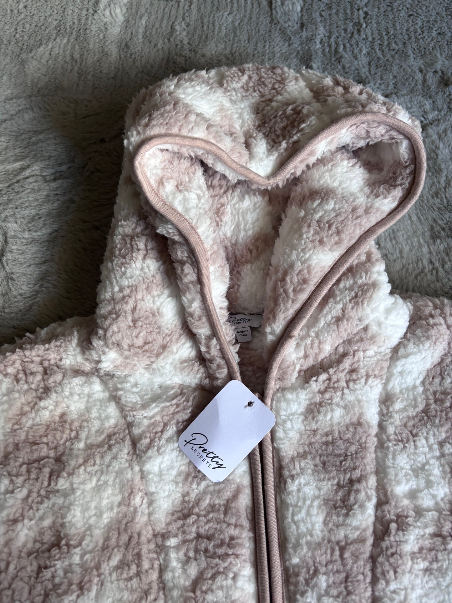 Pretty Secrets Quarter Zip Snuggle Top RRP £35.00