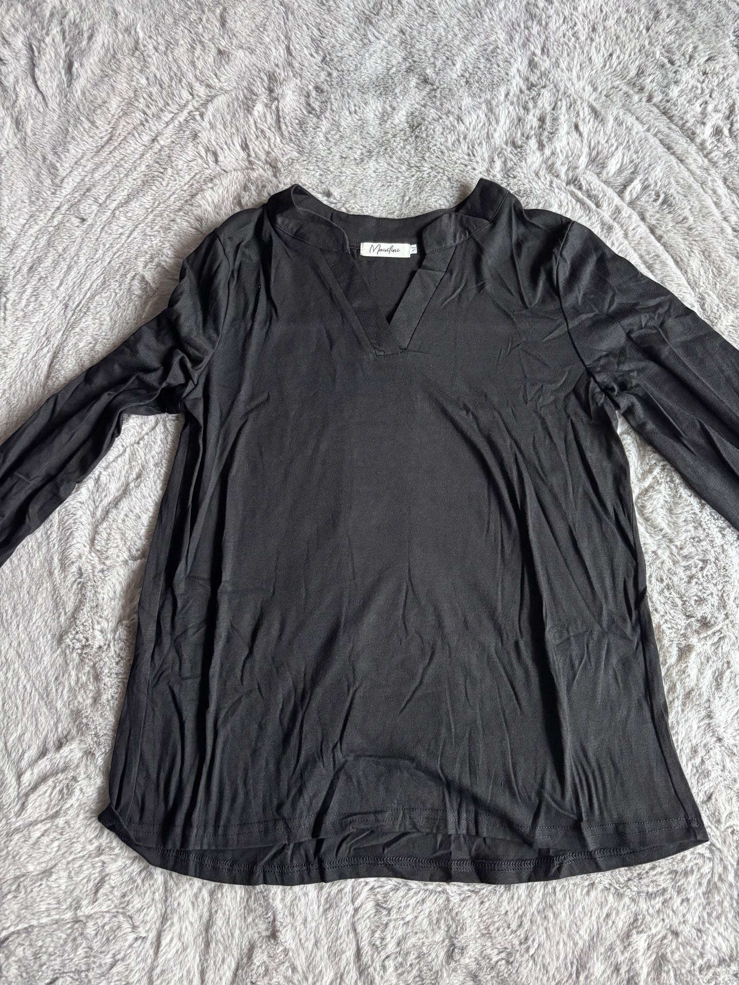 BNWT Black V-Neck Long Sleeved Blouse Size Medium RRP £14.99