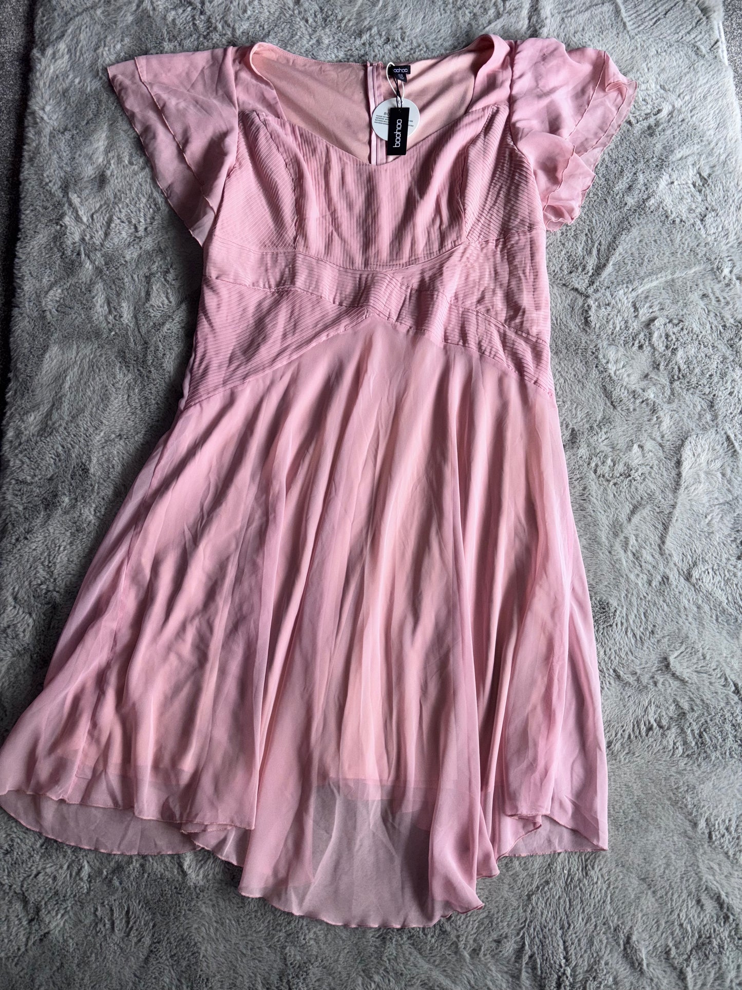 BNWT Boohoo Plus Occasion Angel Sleeve Chiffon Midi Dress Blush UK 26 RRP £35