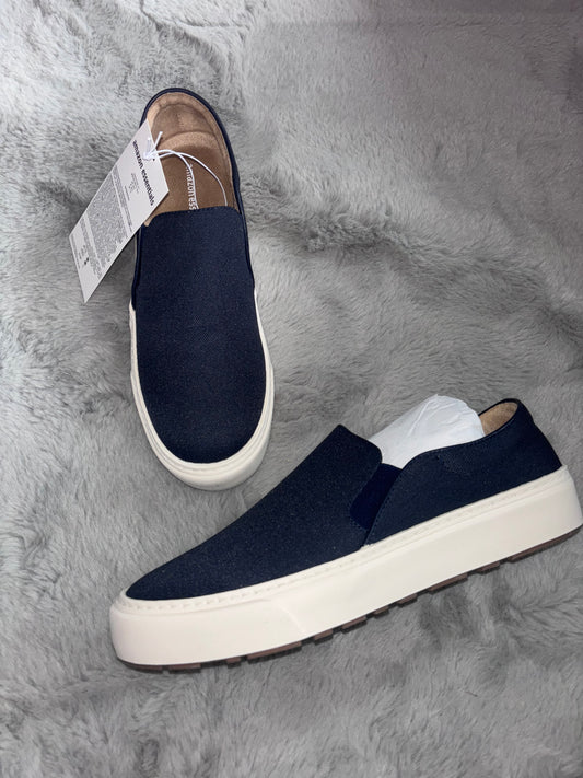 Amazon Essentials Slip on Trainers Size UK 7.5 Navy RRP £23.80