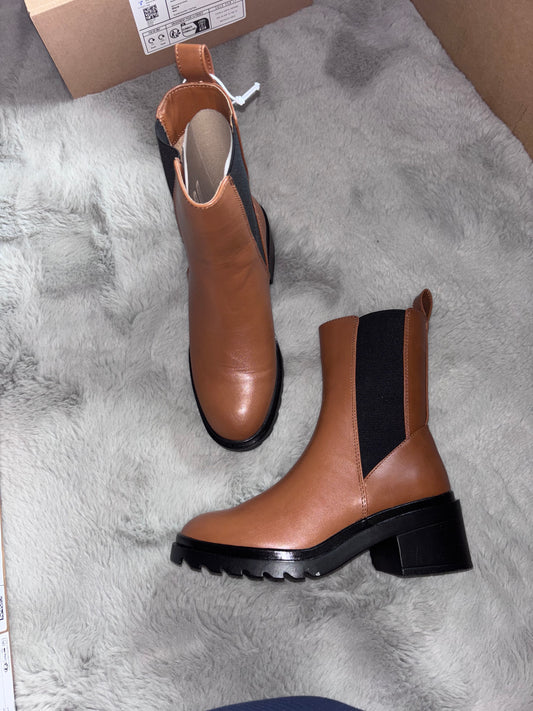 Amazon Essentials Chunky Sole Chelsea Boots Tan Size UK 4 RRP £36.20