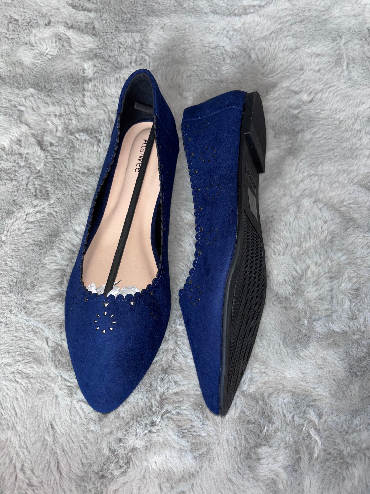 Amazon Wide Flat Pointed Comfortable Slip on Shoes Navy Size UK 10 RRP £24.49