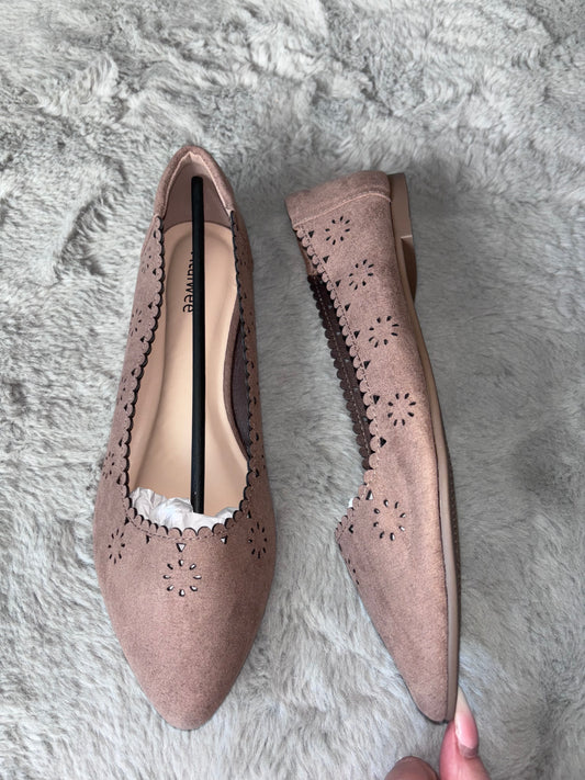 Amazon Wide Flat Pointed Comfortable Slip on Shoes Brown Size UK 7 RRP £24.49