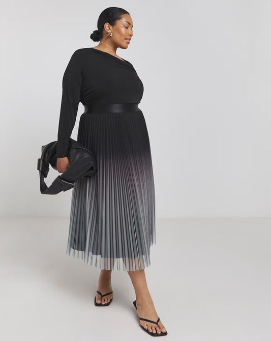 BNWT Joanna Hope Asymmetrical Top Size 28 Black RRP £52