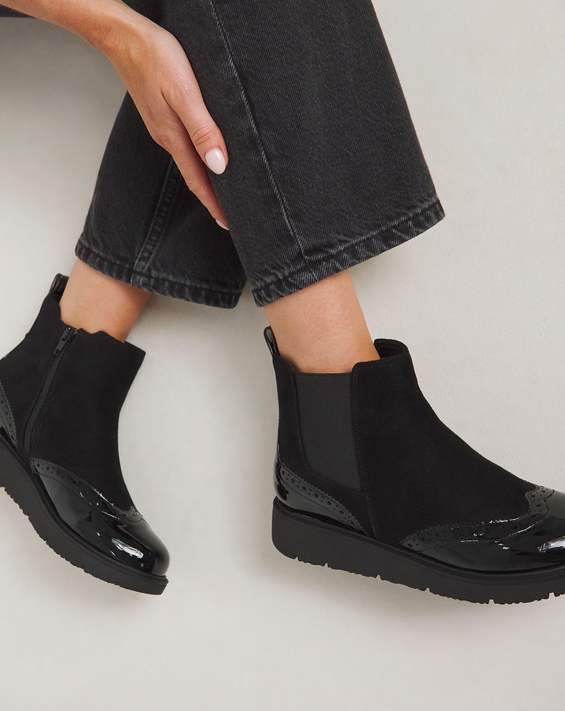 Heavenly Soles Debbie Low Wedge Chelsea Boots with Brogue Detailing Wide E Fit Size UK 7 RRP £50